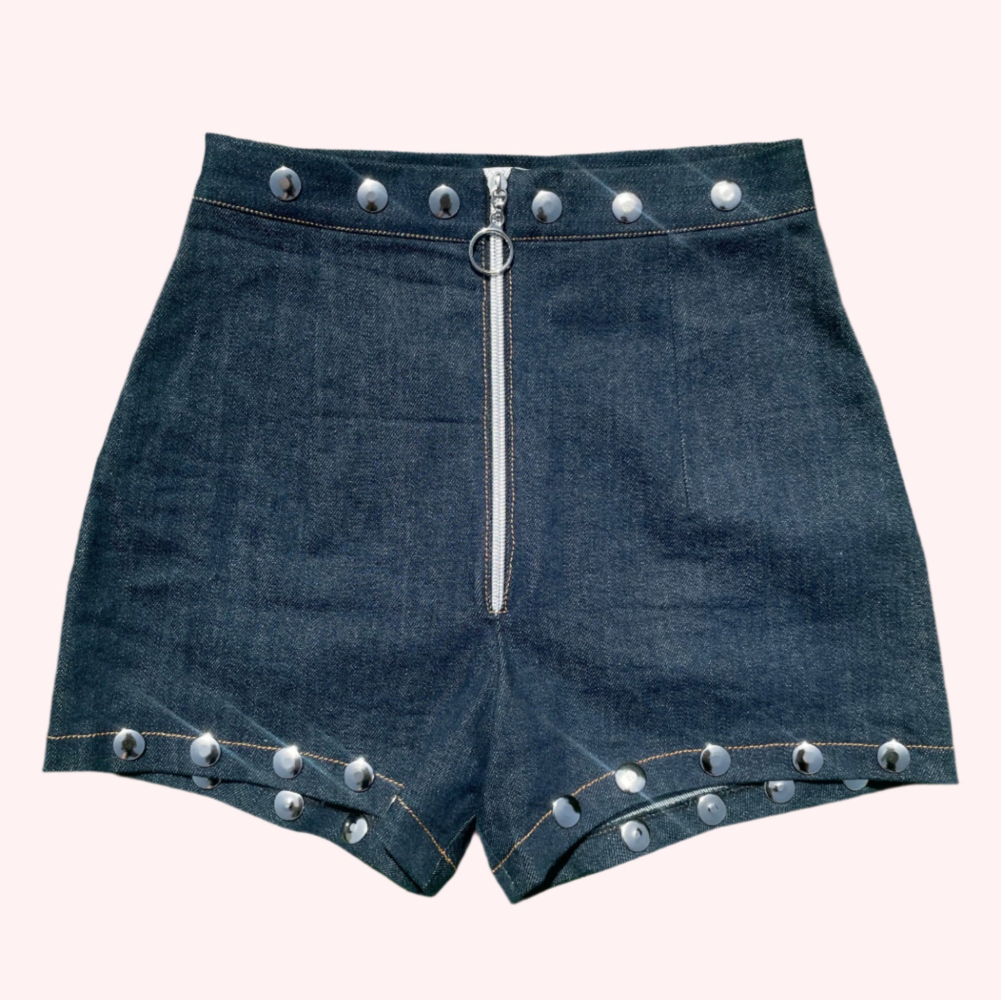HOTTIES Denim Playboy Hotpants with studs
