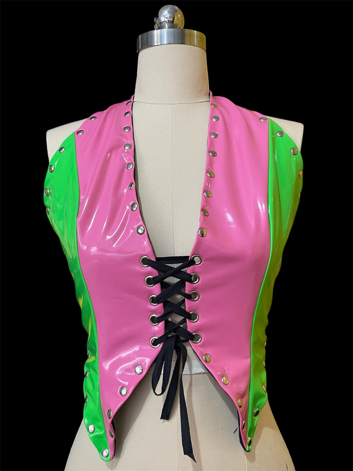 Minerva Vinyl Top